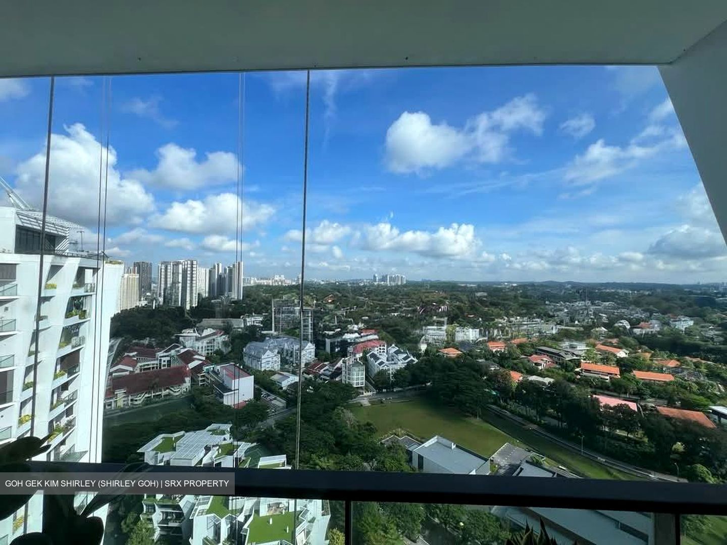 The Crest (D3), Condominium #576260001